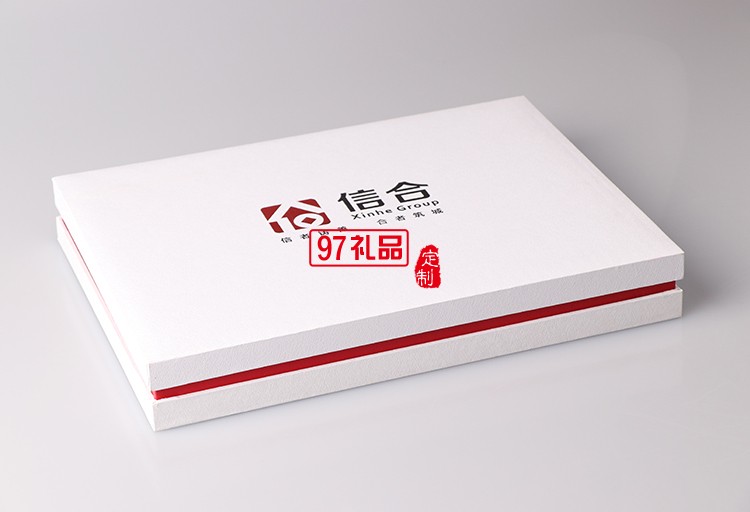 筆記本+筆+金屬書簽+移動(dòng)電源+名片夾+工具鑰匙  信合商務(wù)定制案例