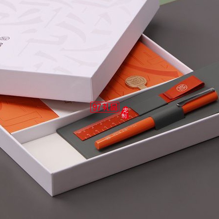 A5搭扣本+筆+書(shū)簽尺套裝公司員工商務(wù)禮品套裝伴手禮