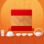 把中秋的溫柔調(diào)進(jìn)香里，拆開(kāi)就是滿屋團(tuán)圓氣一禮盒藏盡中秋月